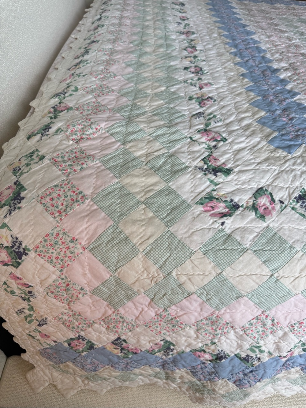 Vintage Cottage Core Patchwork Quilted Bedspread or Coverlet in Pastel Colors - Picture 3 of 10